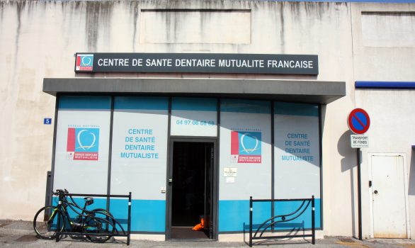Centre-santé-dentaire-mutualiste-orthodontie-soins-implantologie-la-mut-cannes